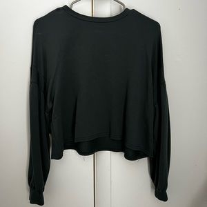 Cropped dark green sweater